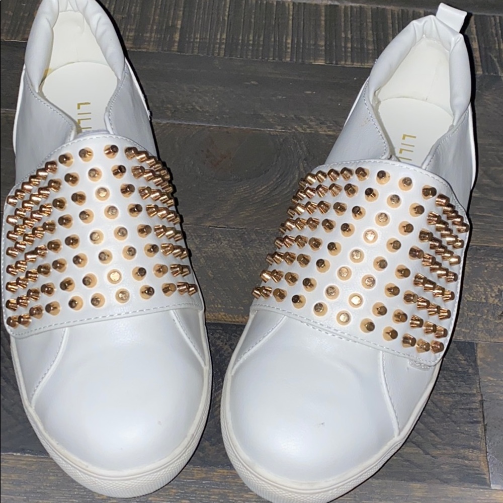 White gold studded sneakers ✨💕 so cute!